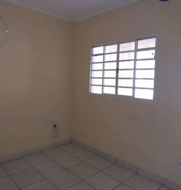 Foto 3 de Casa com 2 quartos à venda, 150m2 em Jardim Planalto, Salto - SP
