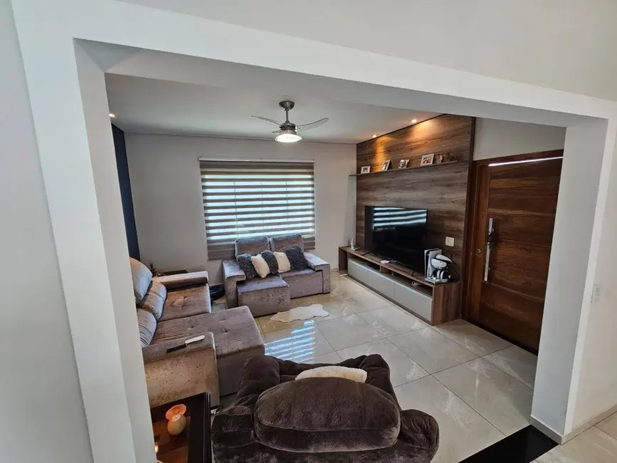 Foto 3 de Casa com 3 quartos à venda, 149m2 em Jardim Europa, Indaiatuba - SP