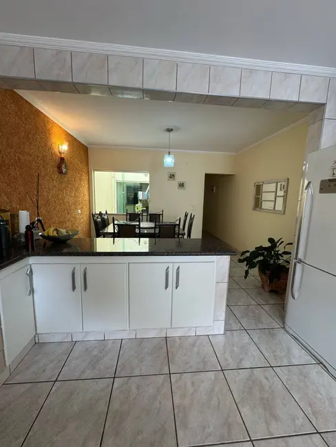 Foto 6 de Casa com 3 quartos à venda, 184m2 em Centro, Salto - SP