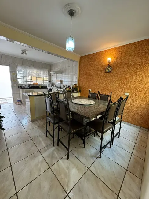 Foto 3 de Casa com 3 quartos à venda, 184m2 em Centro, Salto - SP