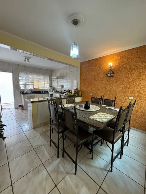 Foto 4 de Casa com 3 quartos à venda, 184m2 em Centro, Salto - SP