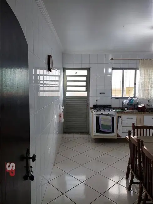 Casa com 3 quartos à venda, 202m2 em Sao Bernardo Do Campo - SP - imagem 6 Foto 6 de Casa com 3 quartos à venda, 202m2 em Sao Bernardo Do Campo - SP