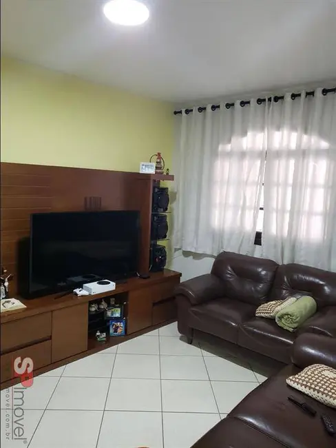 Casa com 3 quartos à venda, 202m2 em Sao Bernardo Do Campo - SP - imagem 8 Foto 8 de Casa com 3 quartos à venda, 202m2 em Sao Bernardo Do Campo - SP