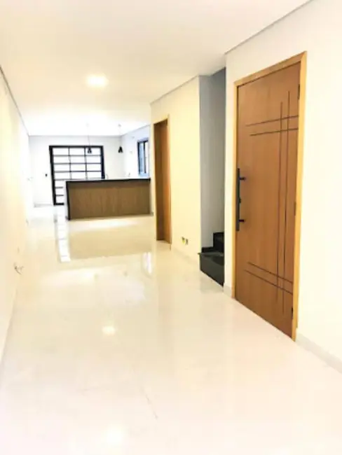 Casa com 3 quartos à venda, 170m2 em Parque Continental II, Guarulhos - SP - imagem 4 Foto 4 de Casa com 3 quartos à venda, 170m2 em Parque Continental II, Guarulhos - SP