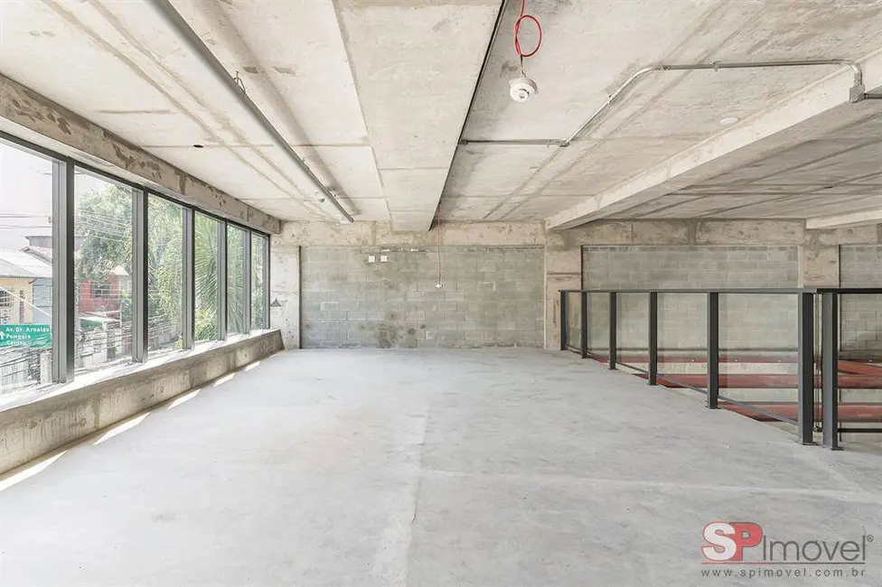 Sala Comercial à venda e para alugar, 459m2 em Pinheiros, São Paulo - SP - imagem 5 Foto 5 de Sala Comercial à venda e para alugar, 459m2 em Pinheiros, São Paulo - SP