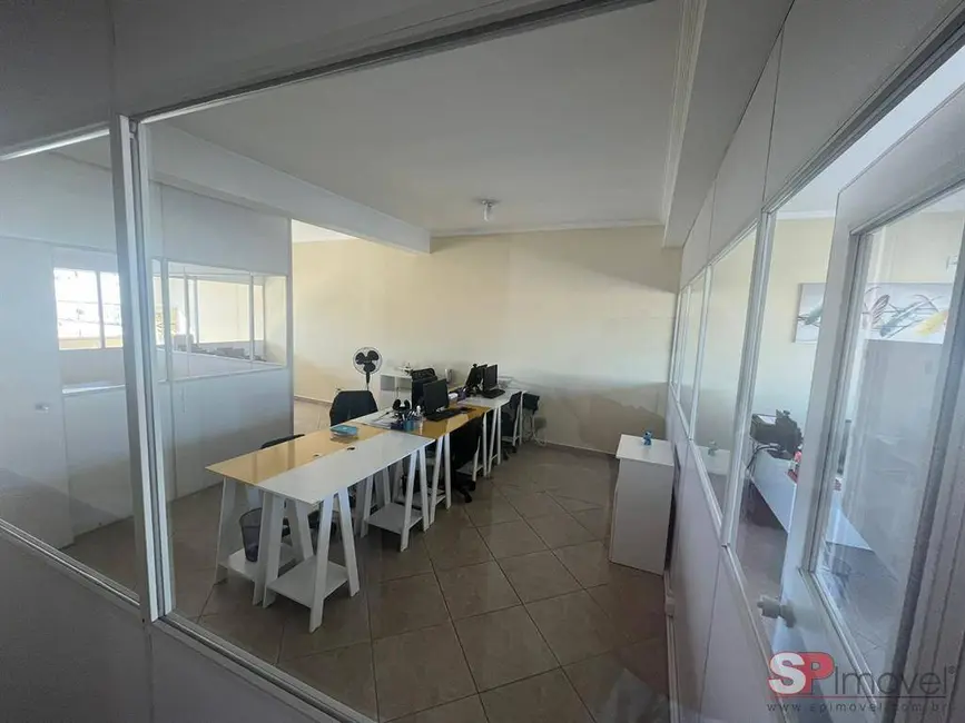 Foto 1 de Sala Comercial para alugar, 290m2 em Vila Anastácio, São Paulo - SP