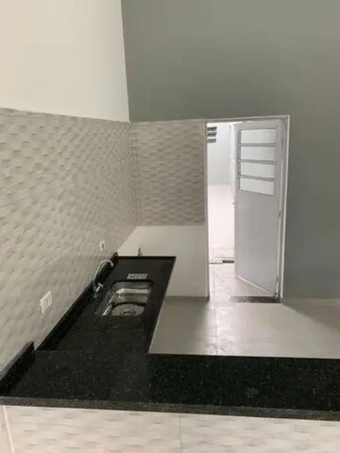Foto 2 de Casa com 3 quartos à venda em Vila Nova Bonsucesso, Guarulhos - SP