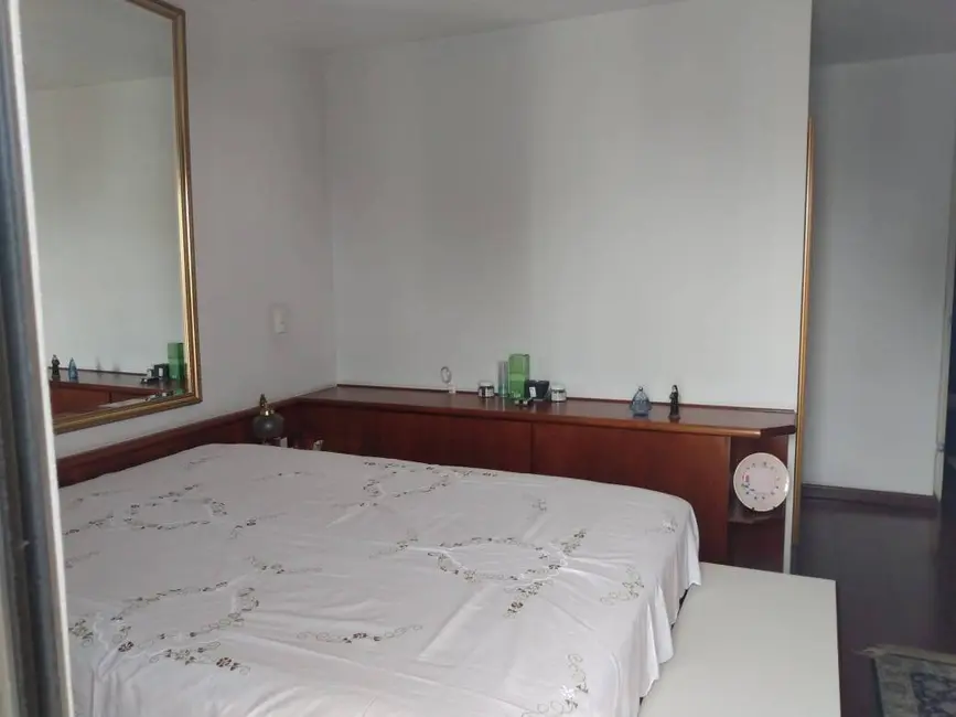 Foto 4 de Casa com 4 quartos à venda, 120m2 em Santa Teresinha, São Paulo - SP