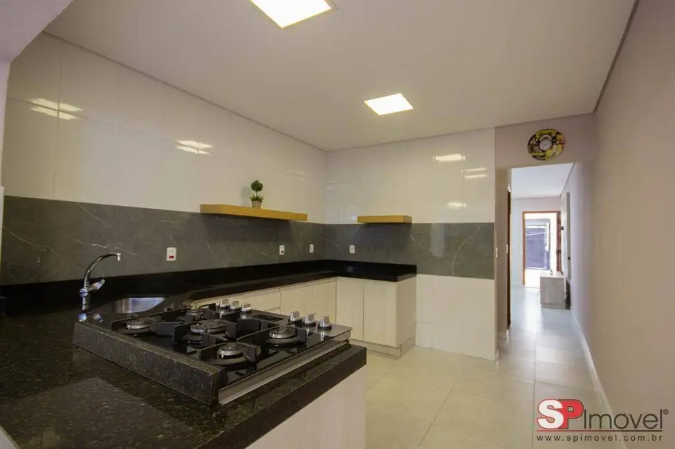 Foto 2 de Casa com 3 quartos à venda, 109m2 em Vila Nivi, São Paulo - SP