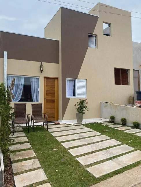 Foto 1 de Casa com 2 quartos à venda, 75m2 em Jardim Izildinha, Guarulhos - SP