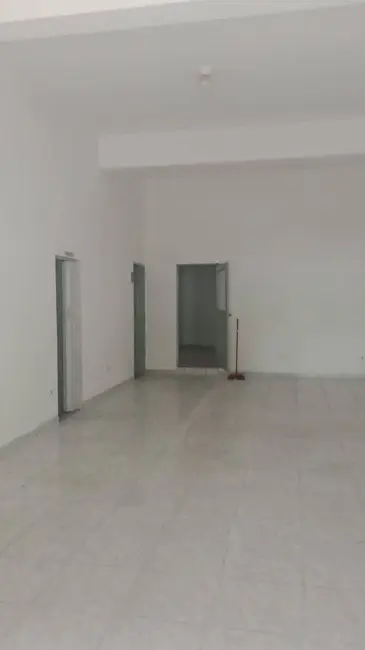 Sala Comercial para alugar, 32m2 em Parque Continental II, Guarulhos - SP - imagem 1 Foto 1 de Sala Comercial para alugar, 32m2 em Parque Continental II, Guarulhos - SP