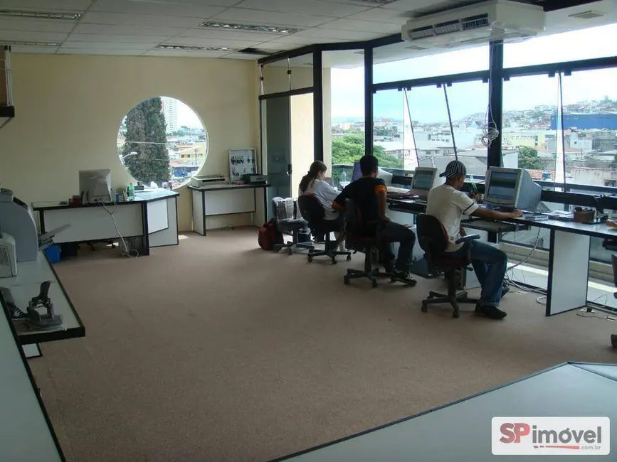 Foto 1 de Sala Comercial para alugar, 750m2 em Vila Amália (Zona Norte), São Paulo - SP