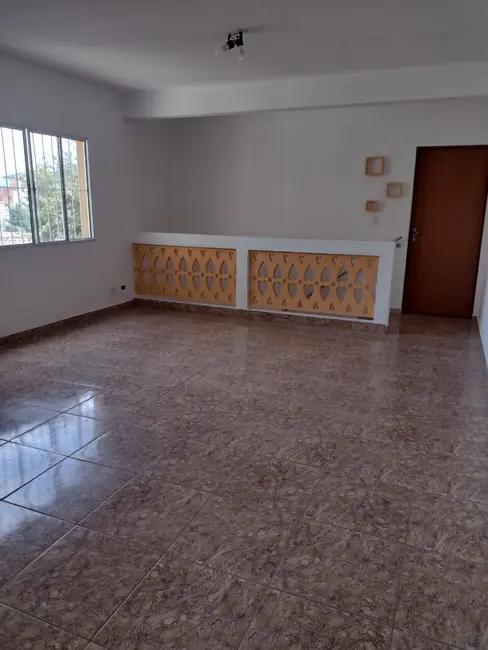 Foto 3 de Casa com 3 quartos para alugar, 160m2 em Jardim Peri, São Paulo - SP