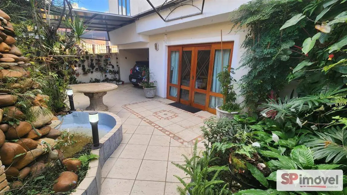 Foto 9 de Casa com 5 quartos à venda, 326m2 em Vila Yaya, Guarulhos - SP