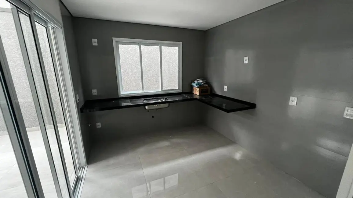 Foto 3 de Casa com 3 quartos à venda, 90m2 em Parque Continental I, Guarulhos - SP