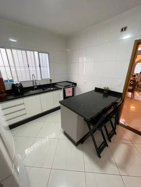 Casa com 3 quartos à venda, 125m2 em Jardim Paraventi, Guarulhos - SP - imagem 9 Foto 9 de Casa com 3 quartos à venda, 125m2 em Jardim Paraventi, Guarulhos - SP