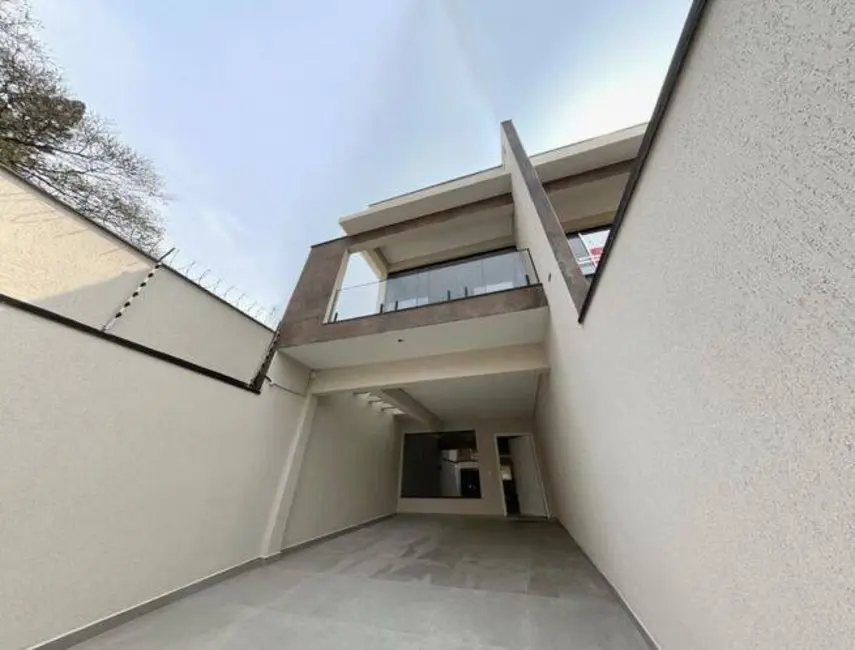 Foto 1 de Casa com 3 quartos à venda, 200m2 em Jardim Santa Mena, Guarulhos - SP