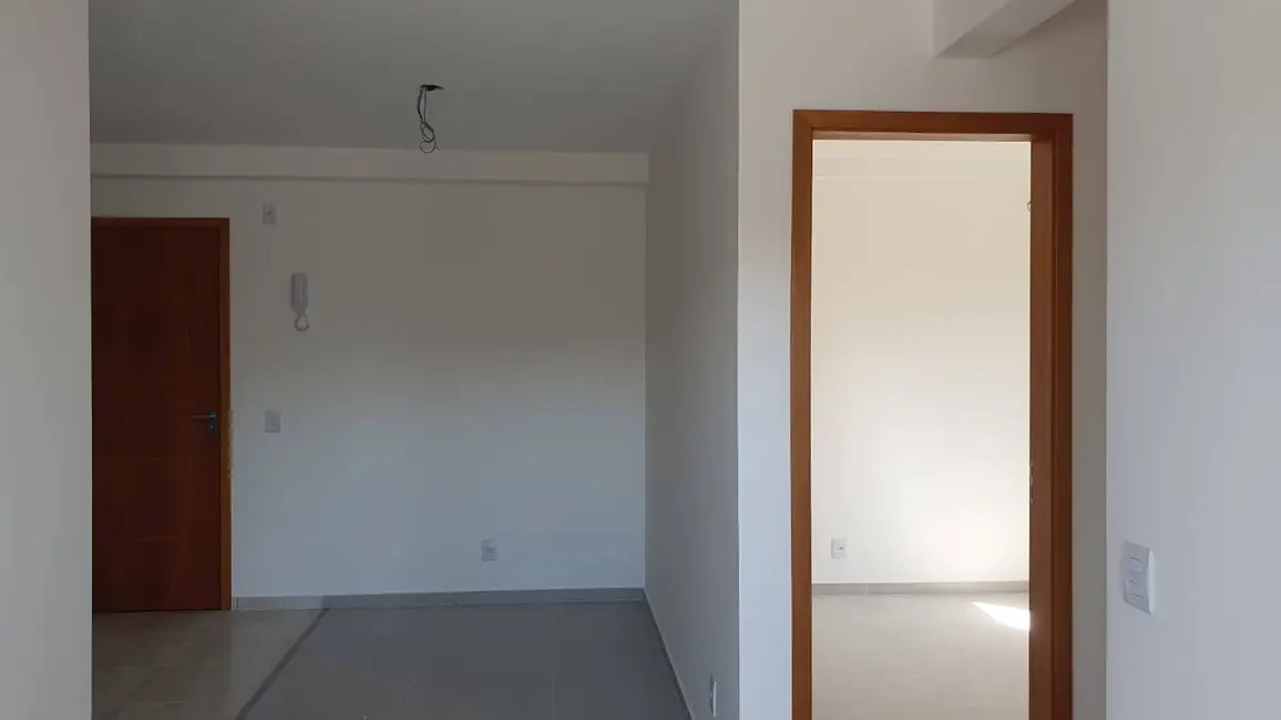 Apartamento com 2 quartos para alugar, 55m2 em Jardim Santa Clara, Guarulhos - SP - imagem 9 Foto 9 de Apartamento com 2 quartos para alugar, 55m2 em Jardim Santa Clara, Guarulhos - SP