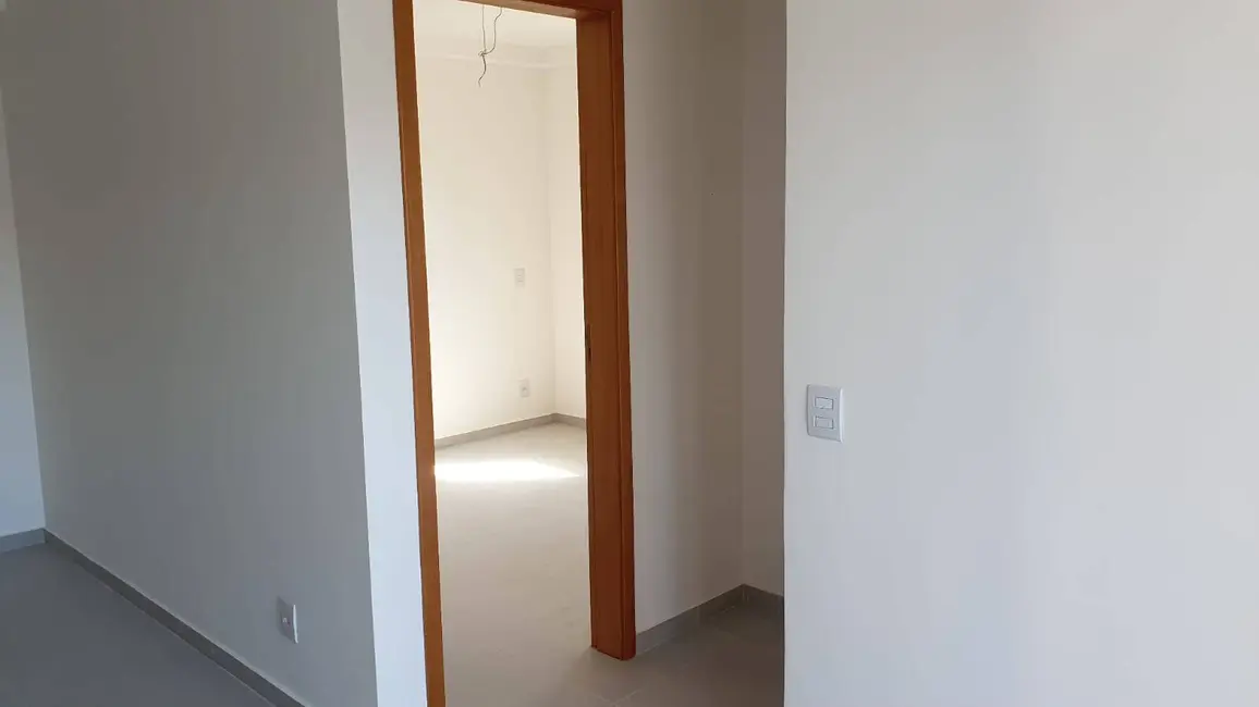 Apartamento com 2 quartos para alugar, 55m2 em Jardim Santa Clara, Guarulhos - SP - imagem 7 Foto 7 de Apartamento com 2 quartos para alugar, 55m2 em Jardim Santa Clara, Guarulhos - SP