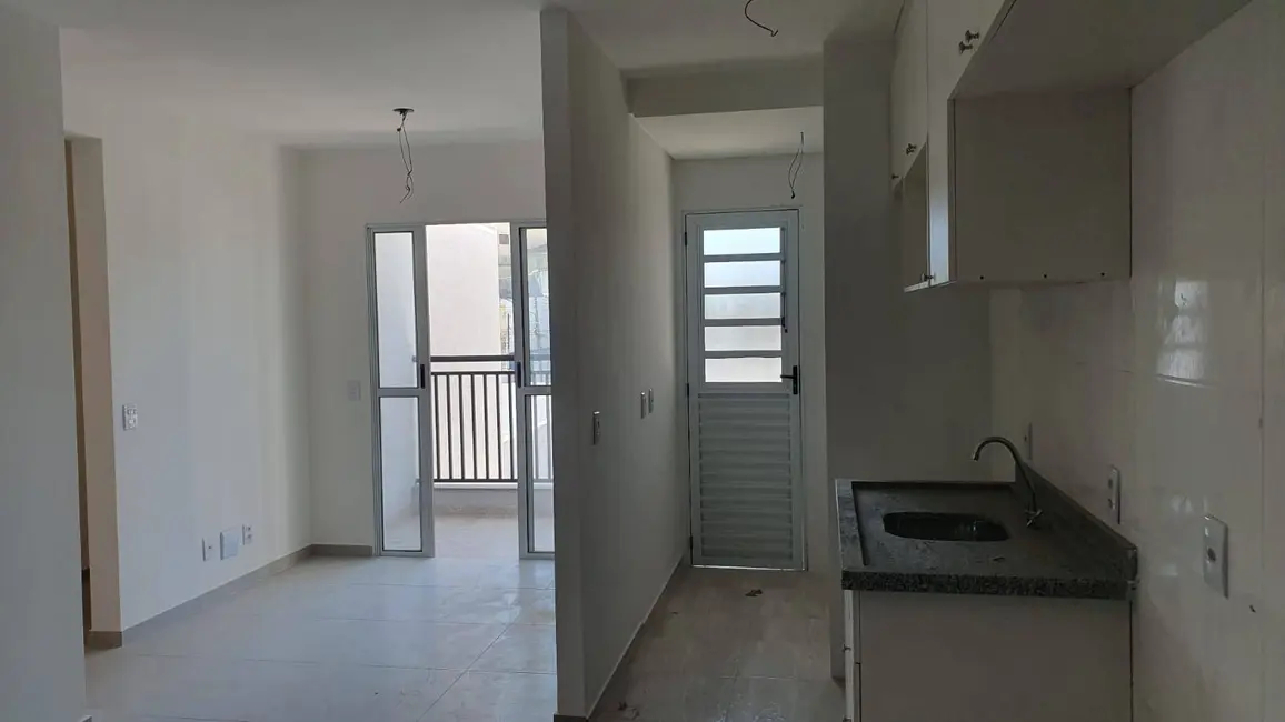 Apartamento com 2 quartos para alugar, 55m2 em Jardim Santa Clara, Guarulhos - SP - imagem 4 Foto 4 de Apartamento com 2 quartos para alugar, 55m2 em Jardim Santa Clara, Guarulhos - SP