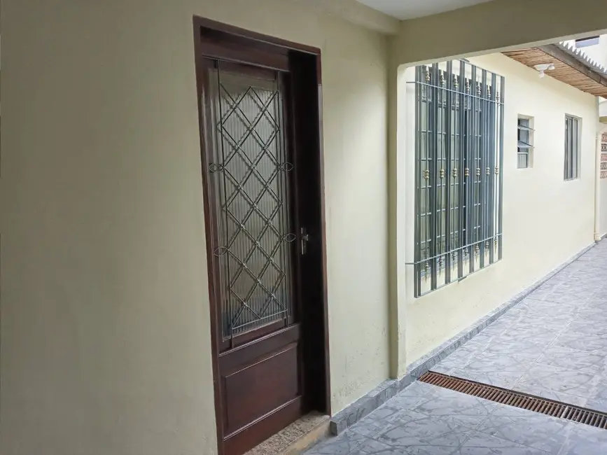 Casa com 2 quartos à venda, 175m2 em Gopoúva, Guarulhos - SP - imagem 5 Foto 5 de Casa com 2 quartos à venda, 175m2 em Gopoúva, Guarulhos - SP