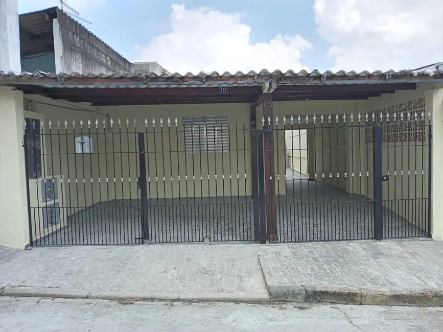 Casa com 2 quartos à venda, 175m2 em Gopoúva, Guarulhos - SP - imagem 1 Foto 1 de Casa com 2 quartos à venda, 175m2 em Gopoúva, Guarulhos - SP