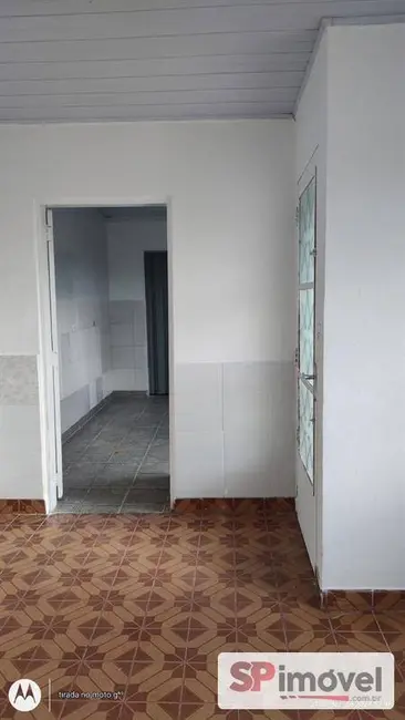 Casa com 2 quartos para alugar em Lauzane Paulista, São Paulo - SP - imagem 4 Foto 4 de Casa com 2 quartos para alugar em Lauzane Paulista, São Paulo - SP