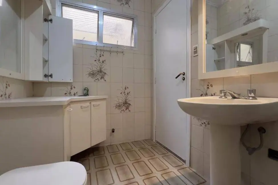 Sala Comercial à venda e para alugar, 254m2 em Jardim Tranqüilidade, Guarulhos - SP - imagem 2 Foto 2 de Sala Comercial à venda e para alugar, 254m2 em Jardim Tranqüilidade, Guarulhos - SP