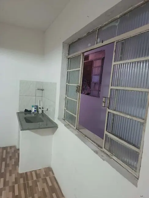 Casa com 1 quarto para alugar, 13m2 em Jardim Paulista, Guarulhos - SP - imagem 3 Foto 3 de Casa com 1 quarto para alugar, 13m2 em Jardim Paulista, Guarulhos - SP