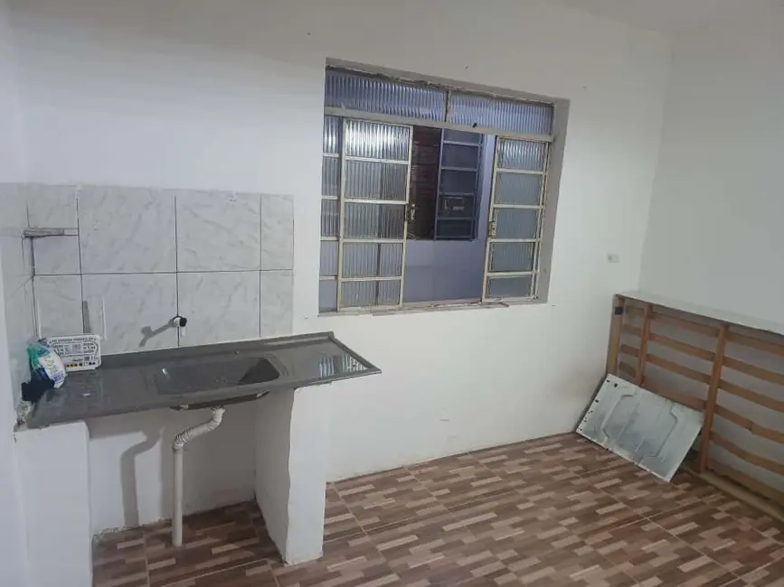 Casa com 1 quarto para alugar, 13m2 em Jardim Paulista, Guarulhos - SP - imagem 5 Foto 5 de Casa com 1 quarto para alugar, 13m2 em Jardim Paulista, Guarulhos - SP