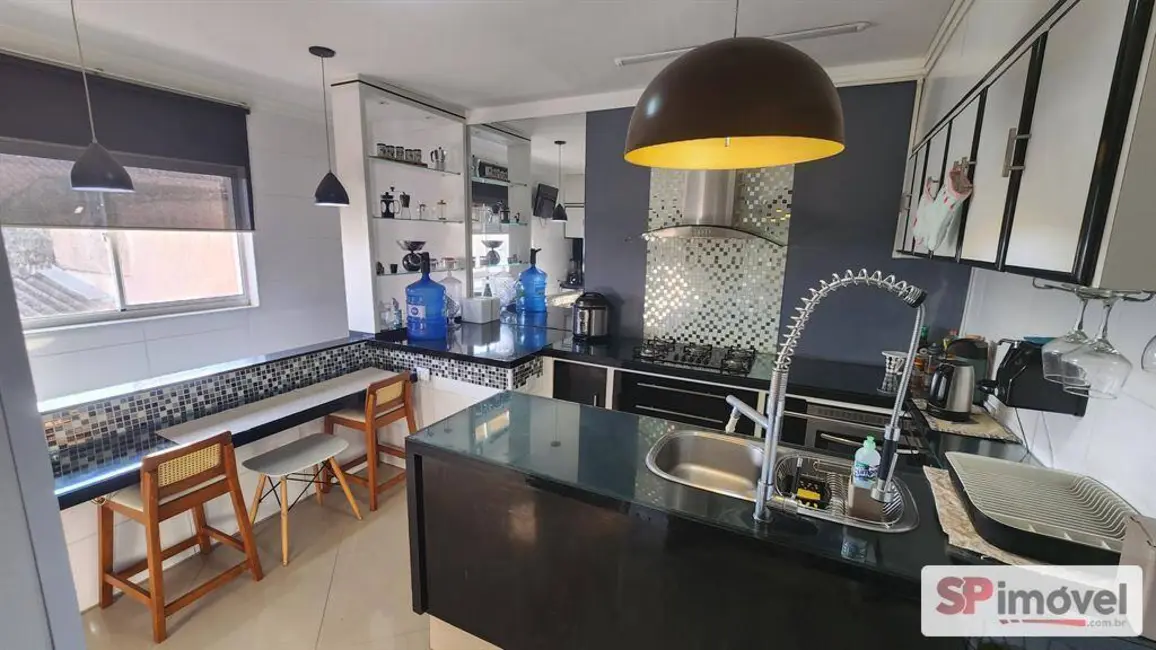 Casa com 5 quartos à venda em Vila Yaya, Guarulhos - SP - imagem 9 Foto 9 de Casa com 5 quartos à venda em Vila Yaya, Guarulhos - SP