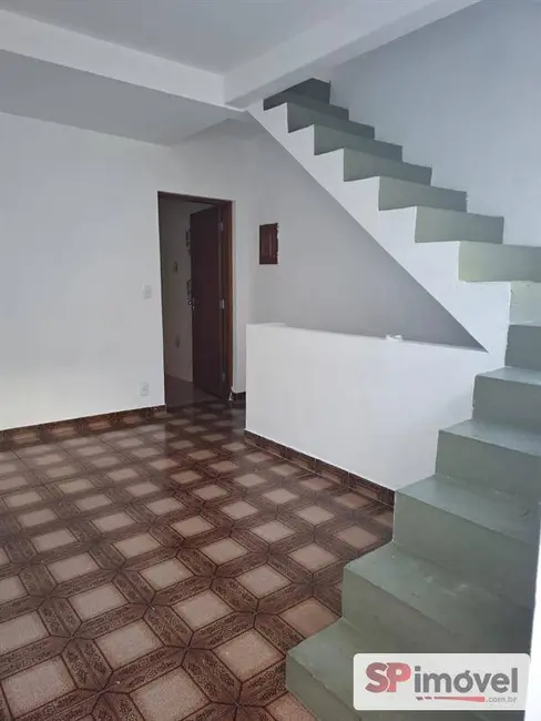 Casa com 2 quartos para alugar em Vila Dom Pedro II, São Paulo - SP - imagem 3 Foto 3 de Casa com 2 quartos para alugar em Vila Dom Pedro II, São Paulo - SP