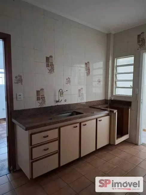 Casa com 2 quartos para alugar em Vila Dom Pedro II, São Paulo - SP - imagem 4 Foto 4 de Casa com 2 quartos para alugar em Vila Dom Pedro II, São Paulo - SP