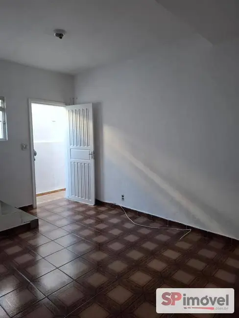 Casa com 2 quartos para alugar em Vila Dom Pedro II, São Paulo - SP - imagem 1 Foto 1 de Casa com 2 quartos para alugar em Vila Dom Pedro II, São Paulo - SP