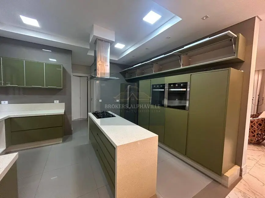 Foto 8 de Casa de Condomínio com 4 quartos para alugar, 525m2 em Alphaville, Santana De Parnaiba - SP