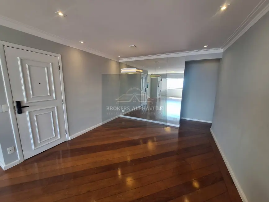 Apartamento com 2 quartos para alugar, 154m2 em Barueri - SP - imagem 3 Foto 3 de Apartamento com 2 quartos para alugar, 154m2 em Barueri - SP