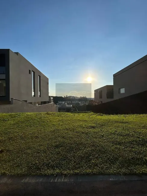 Foto 2 de Lote de Condomínio à venda, 490m2 em Alphaville, Santana De Parnaiba - SP