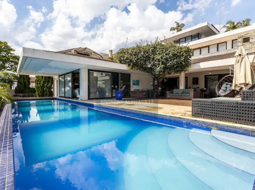 Casa com 5 quartos à venda e para alugar, 796m2 em Alphaville, Santana De Parnaiba - SP - imagem 1 Foto 1 de Casa com 5 quartos à venda e para alugar, 796m2 em Alphaville, Santana De Parnaiba - SP