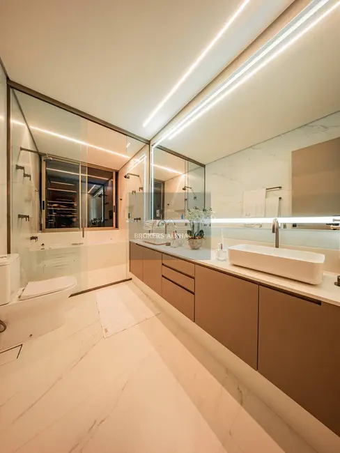 Casa com 4 quartos à venda, 583m2 em Tamboré, Santana De Parnaiba - SP - imagem 8 Foto 8 de Casa com 4 quartos à venda, 583m2 em Tamboré, Santana De Parnaiba - SP