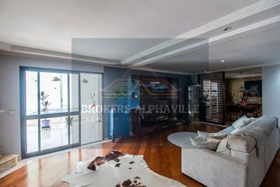 Casa de Condomínio com 4 quartos à venda, 318m2 em Tamboré, Santana De Parnaiba - SP - imagem 3 Foto 3 de Casa de Condomínio com 4 quartos à venda, 318m2 em Tamboré, Santana De Parnaiba - SP