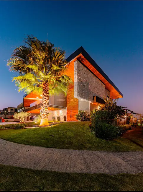 Casa com 4 quartos à venda, 860m2 em Jardim das Samambaias, Jundiai - SP - imagem 1 Foto 1 de Casa com 4 quartos à venda, 860m2 em Jardim das Samambaias, Jundiai - SP
