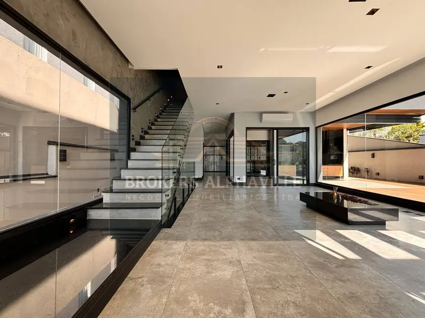 Foto 3 de Casa de Condomínio com 4 quartos à venda e para alugar, 441m2 em Alphaville, Santana De Parnaiba - SP