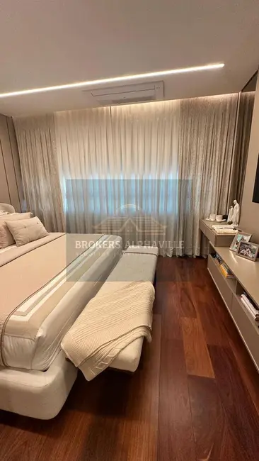 Foto 2 de Apartamento com 3 quartos à venda, 239m2 em Green Valley Alphaville, Barueri - SP