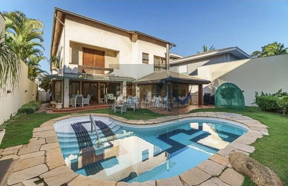 Casa de Condomínio com 4 quartos à venda e para alugar, 640m2 em Barueri - SP - imagem 4 Foto 4 de Casa de Condomínio com 4 quartos à venda e para alugar, 640m2 em Barueri - SP