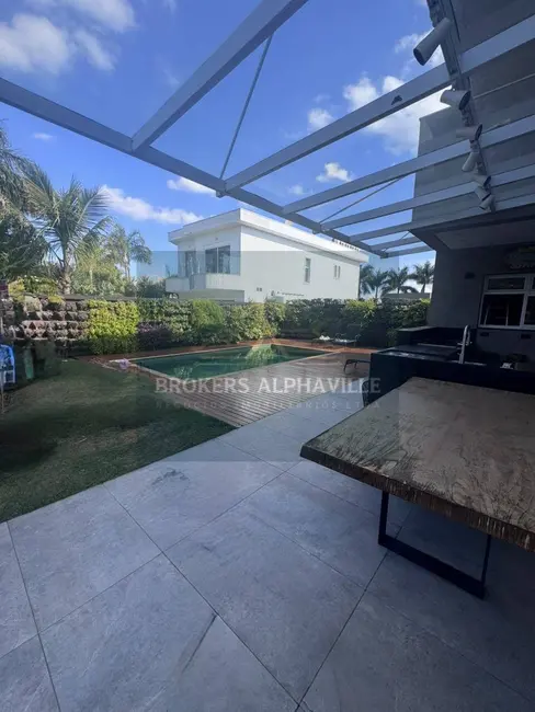 Casa de Condomínio com 4 quartos à venda, 420m2 em Centro Comercial Jubran, Barueri - SP - imagem 1 Foto 1 de Casa de Condomínio com 4 quartos à venda, 420m2 em Centro Comercial Jubran, Barueri - SP