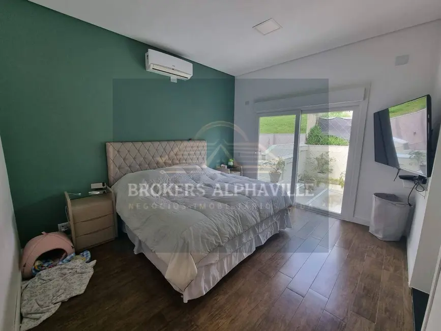 Casa de Condomínio com 3 quartos para alugar, 364m2 em Parque Sinai, Santana De Parnaiba - SP - imagem 8 Foto 8 de Casa de Condomínio com 3 quartos para alugar, 364m2 em Parque Sinai, Santana De Parnaiba - SP