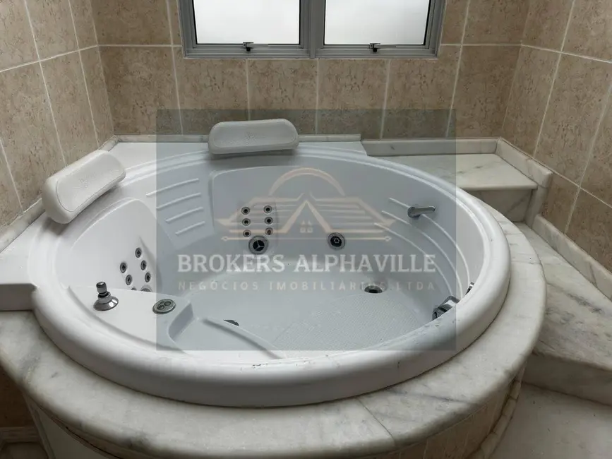 Casa de Condomínio com 4 quartos para alugar, 560m2 em Alphaville Residencial Dois, Barueri - SP - imagem 9 Foto 9 de Casa de Condomínio com 4 quartos para alugar, 560m2 em Alphaville Residencial Dois, Barueri - SP