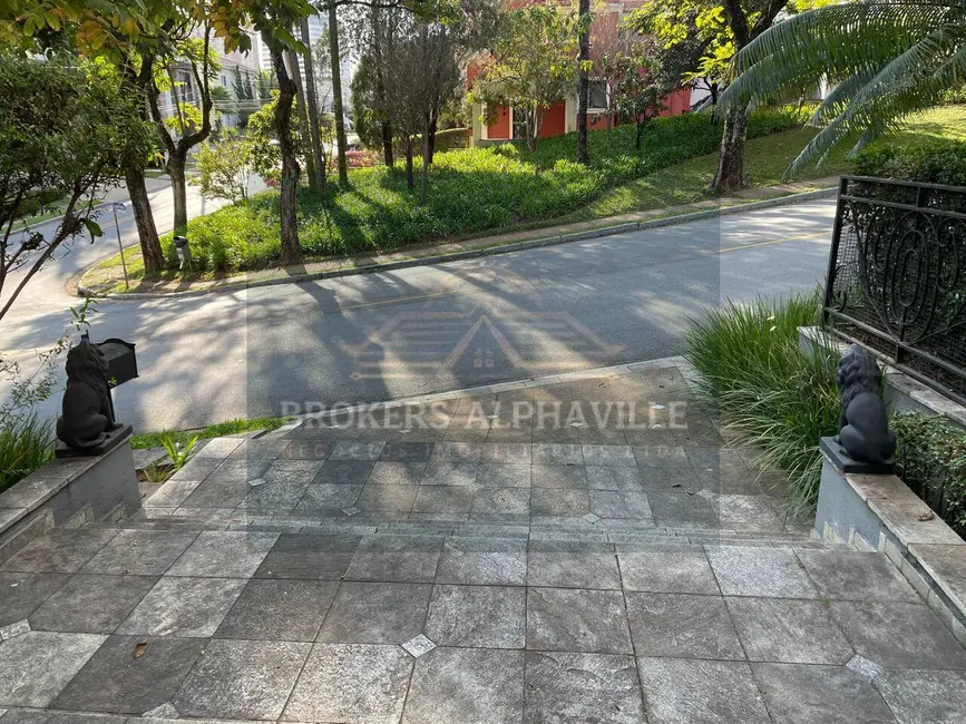 Casa de Condomínio com 5 quartos para alugar, 560m2 em Barueri - SP - imagem 1 Foto 1 de Casa de Condomínio com 5 quartos para alugar, 560m2 em Barueri - SP