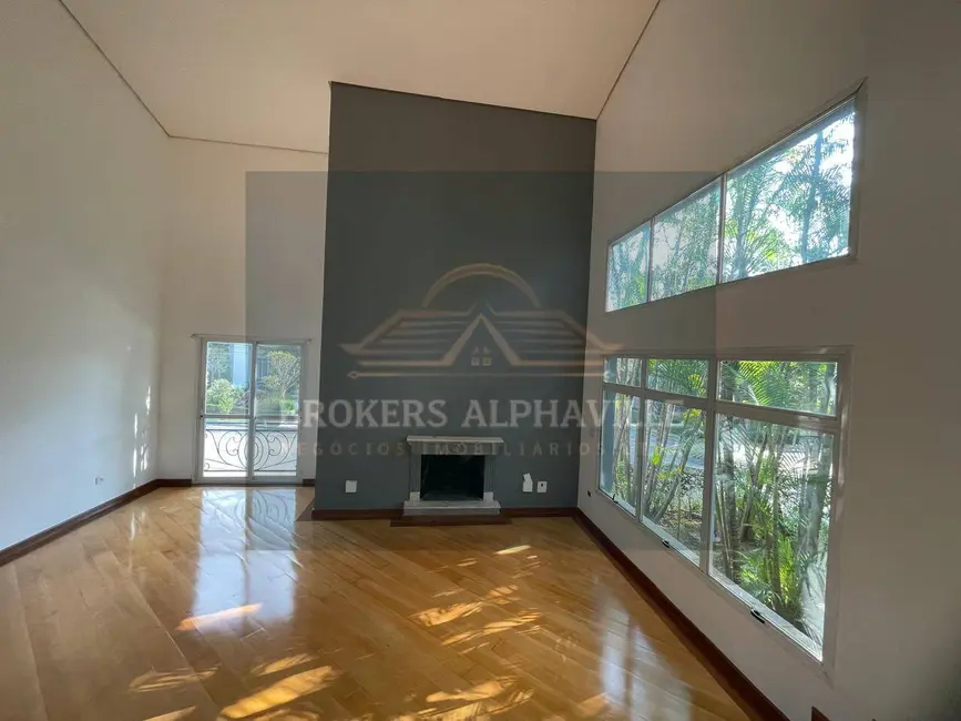 Casa de Condomínio com 5 quartos para alugar, 560m2 em Barueri - SP - imagem 6 Foto 6 de Casa de Condomínio com 5 quartos para alugar, 560m2 em Barueri - SP