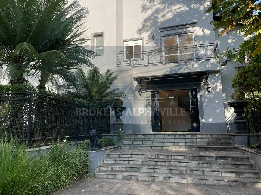 Casa de Condomínio com 5 quartos para alugar, 560m2 em Barueri - SP - imagem 2 Foto 2 de Casa de Condomínio com 5 quartos para alugar, 560m2 em Barueri - SP